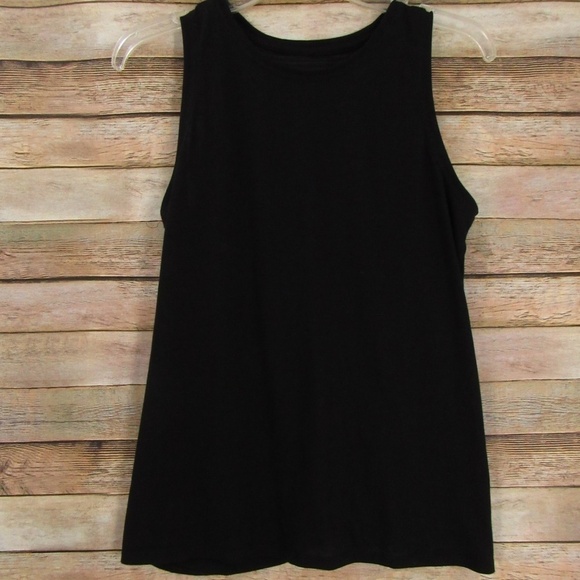 GAP Inverted Striped Triangle Section Tank - Picture 1 of 9